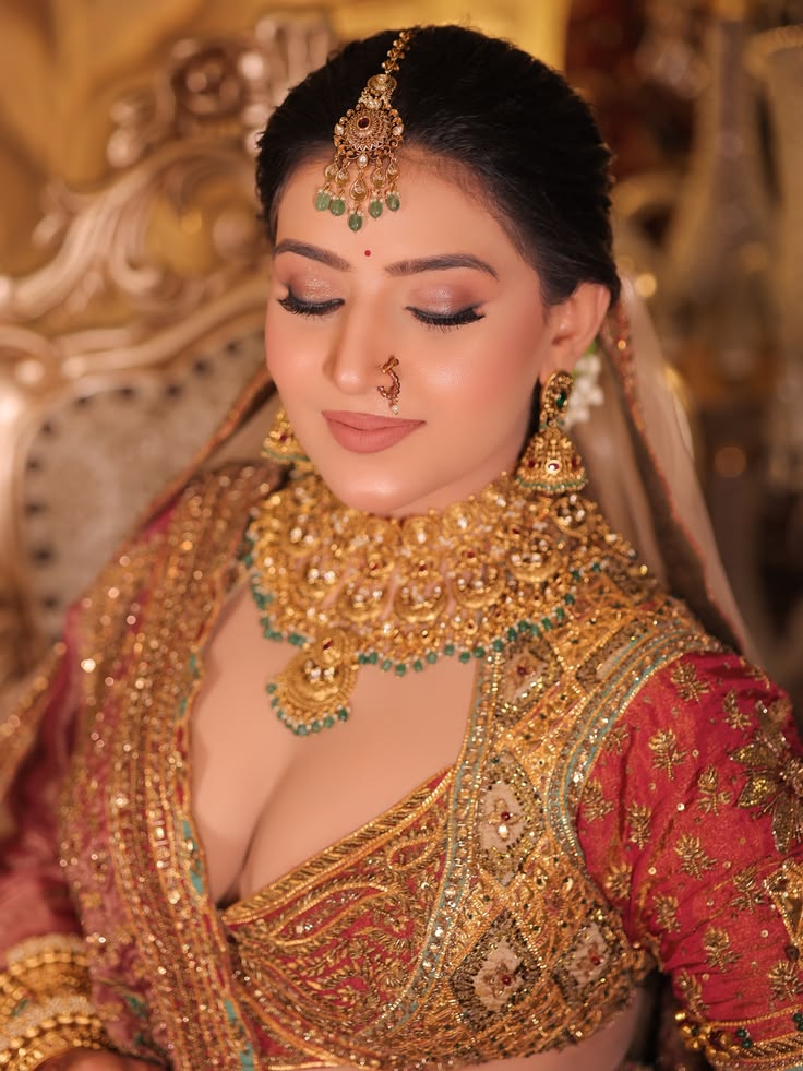 Gold and emerald bridal makeup in Lucknow — premium bridal look